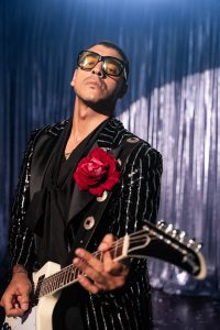 Manuel Medrano expande su gira “Superior Tour” con fechas en Centroamérica y México
