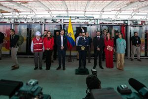 Alcalde Galán acompañó al presidente Abelardo De La Espriella en su primer recorrido por el Metro